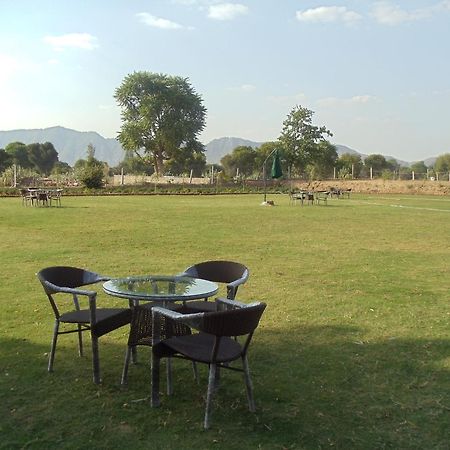 Lohana Village Resort Pushkar Ngoại thất bức ảnh