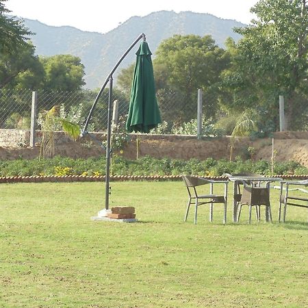 Lohana Village Resort Pushkar Ngoại thất bức ảnh