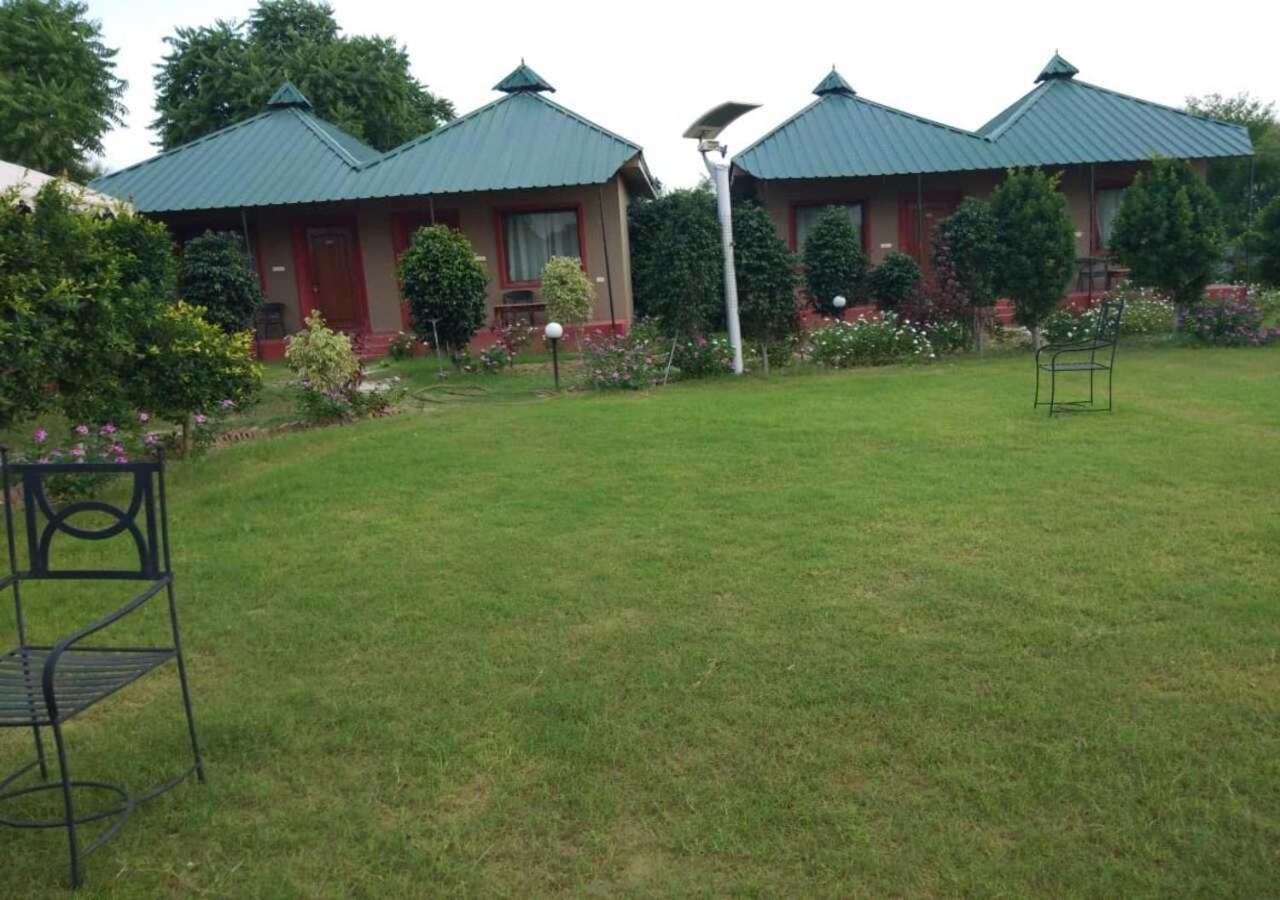 Lohana Village Resort Pushkar Ngoại thất bức ảnh