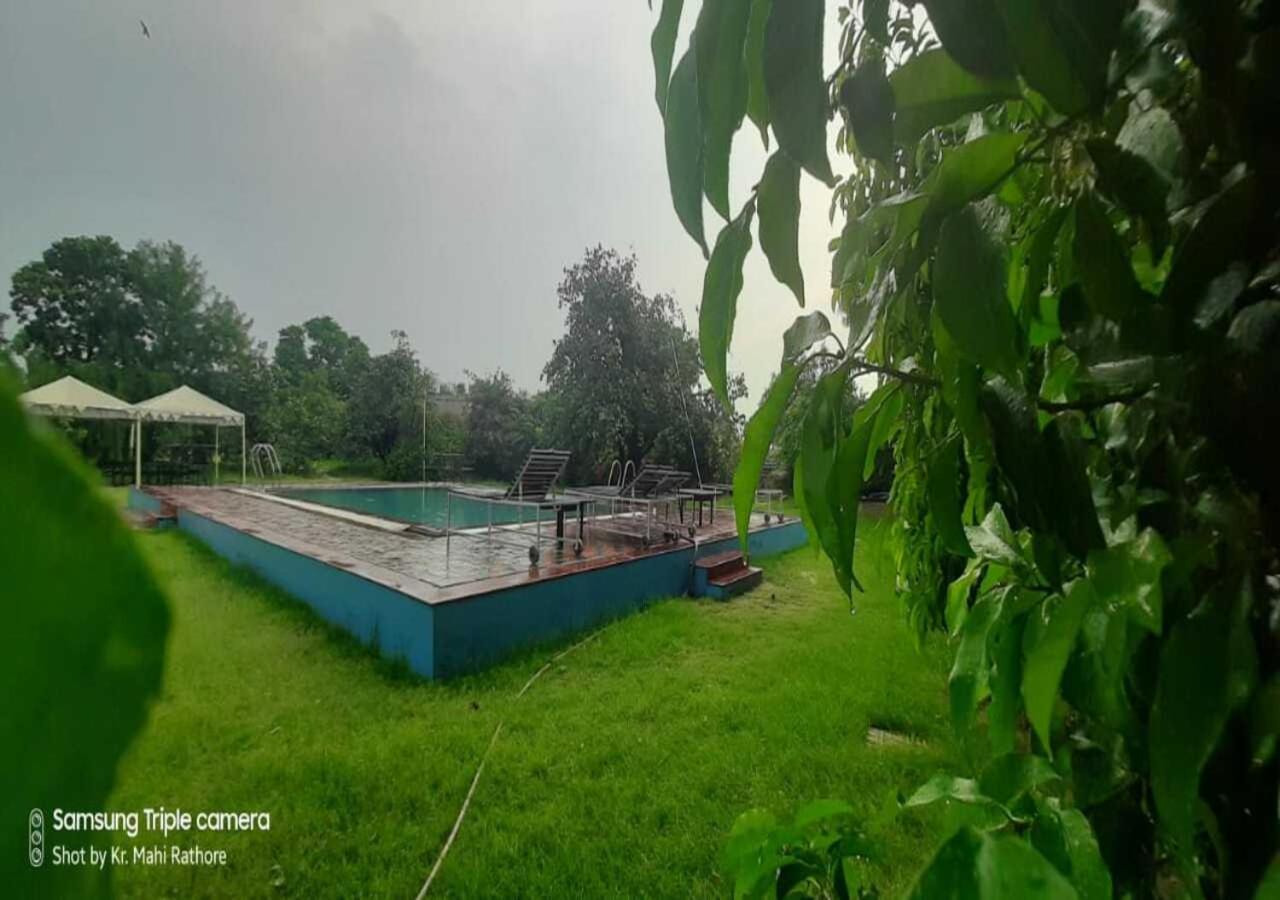 Lohana Village Resort Pushkar Ngoại thất bức ảnh