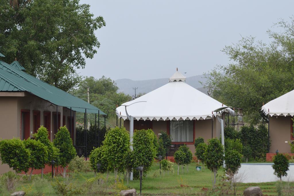 Lohana Village Resort Pushkar Ngoại thất bức ảnh